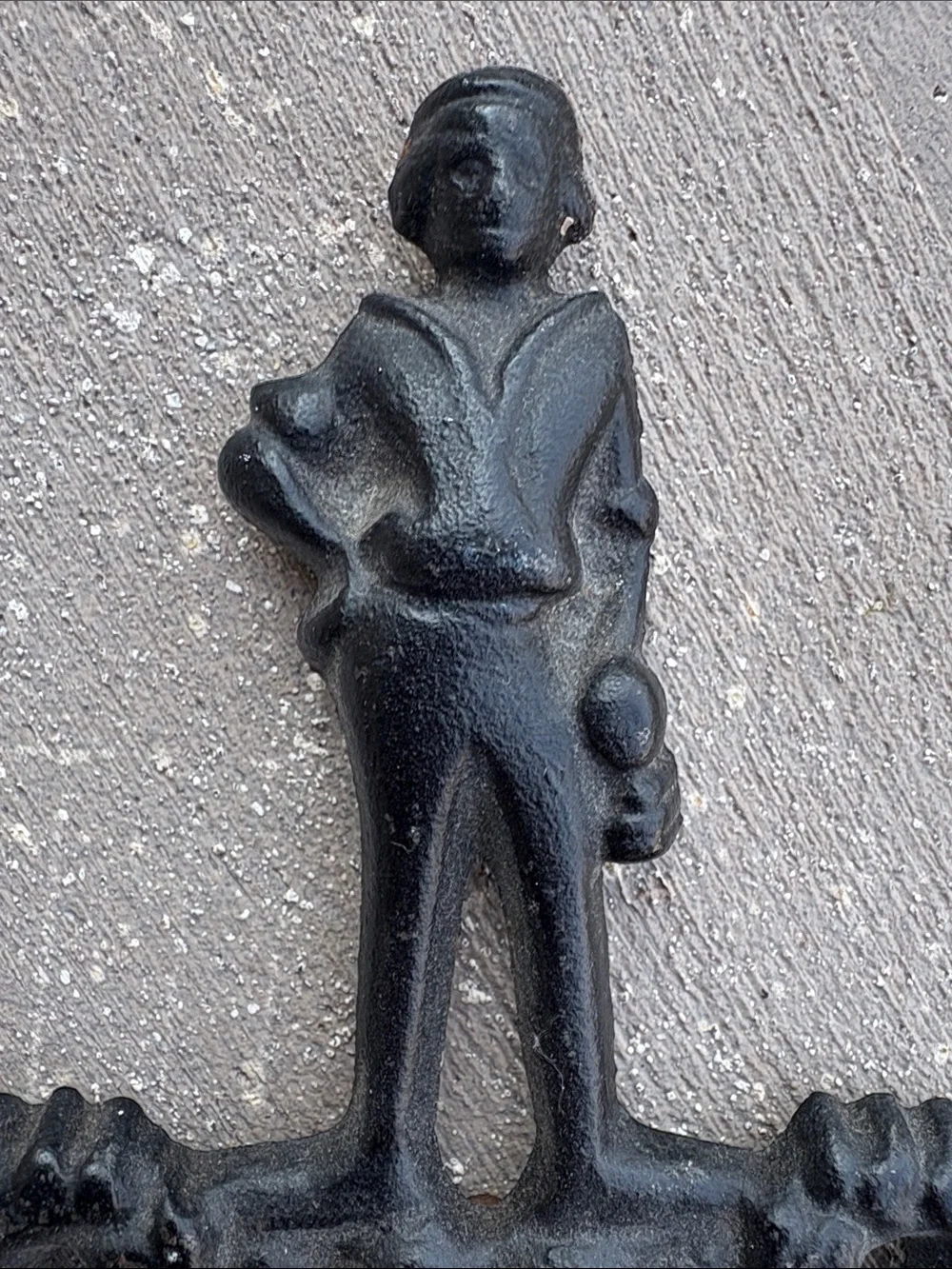 1955 VTG cast iron trivet